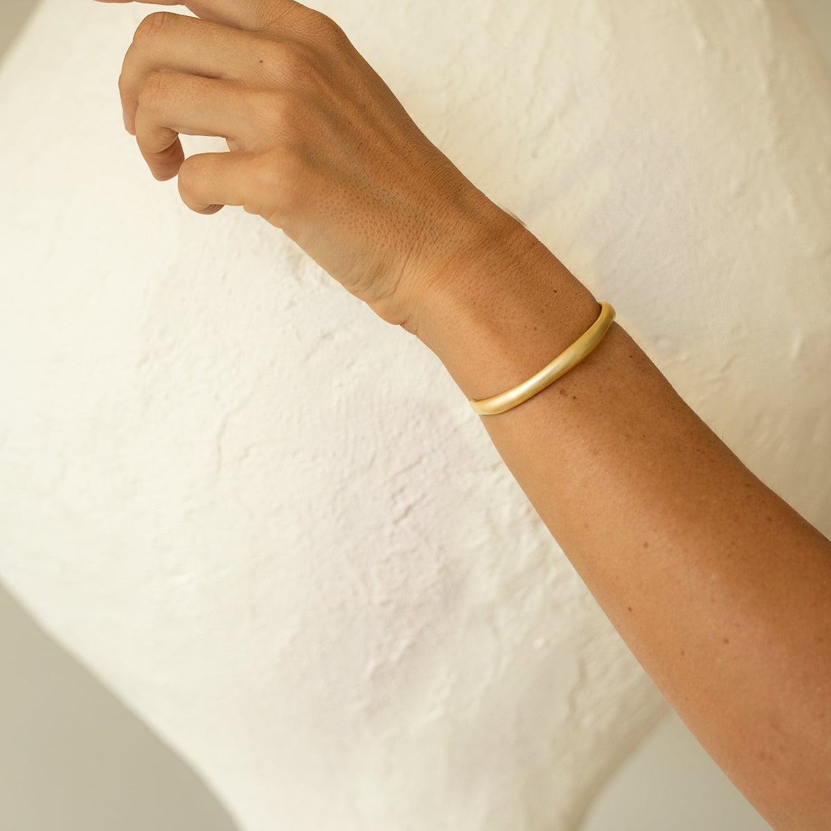 ICONIC CUFF