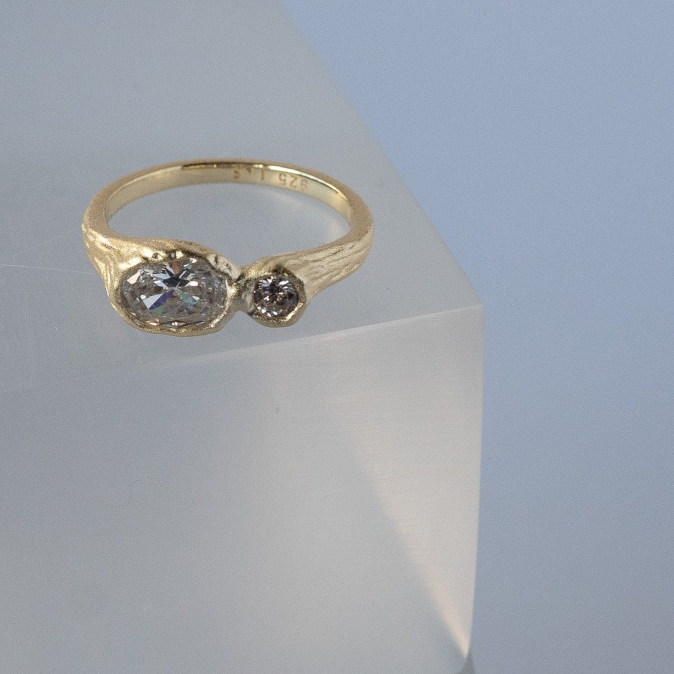 CRUSH RING