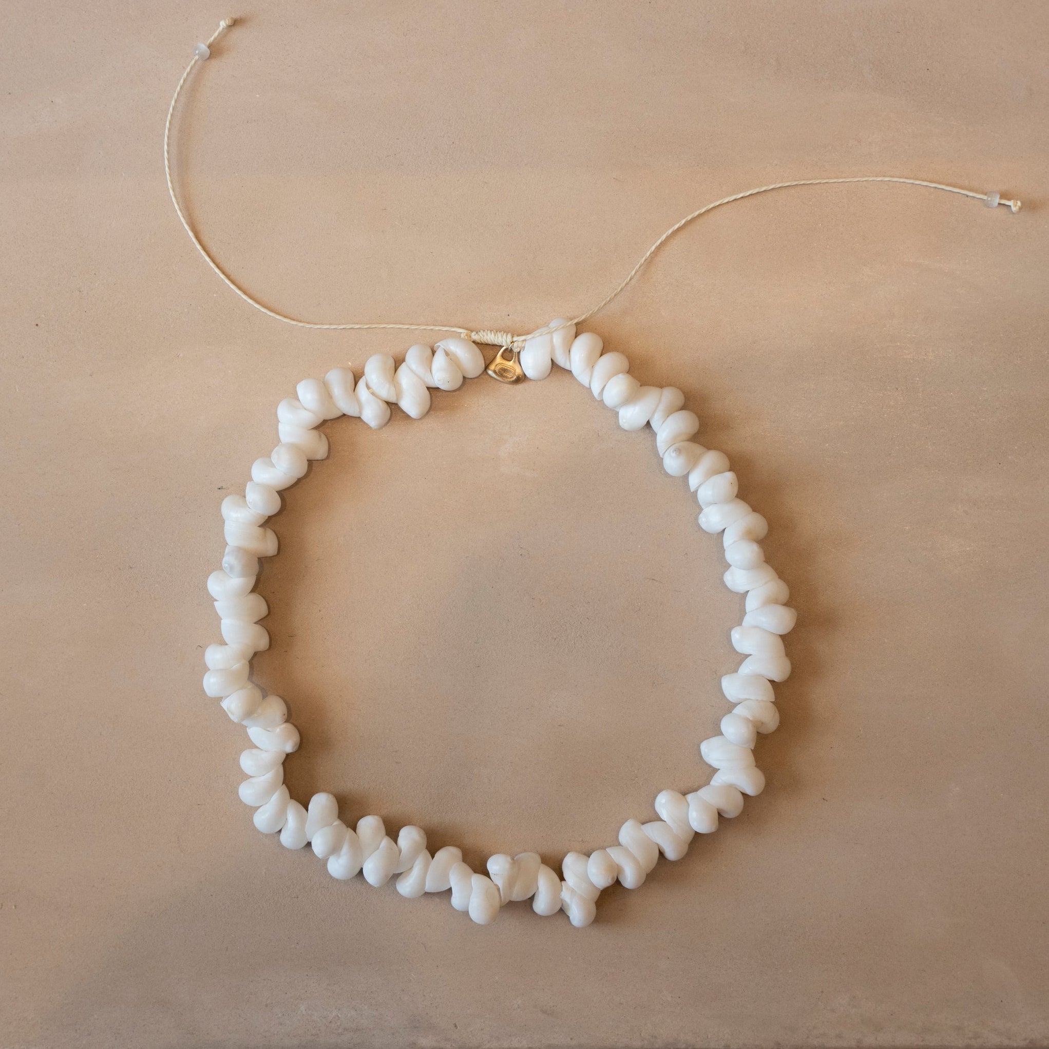 SHELL NECKLACE