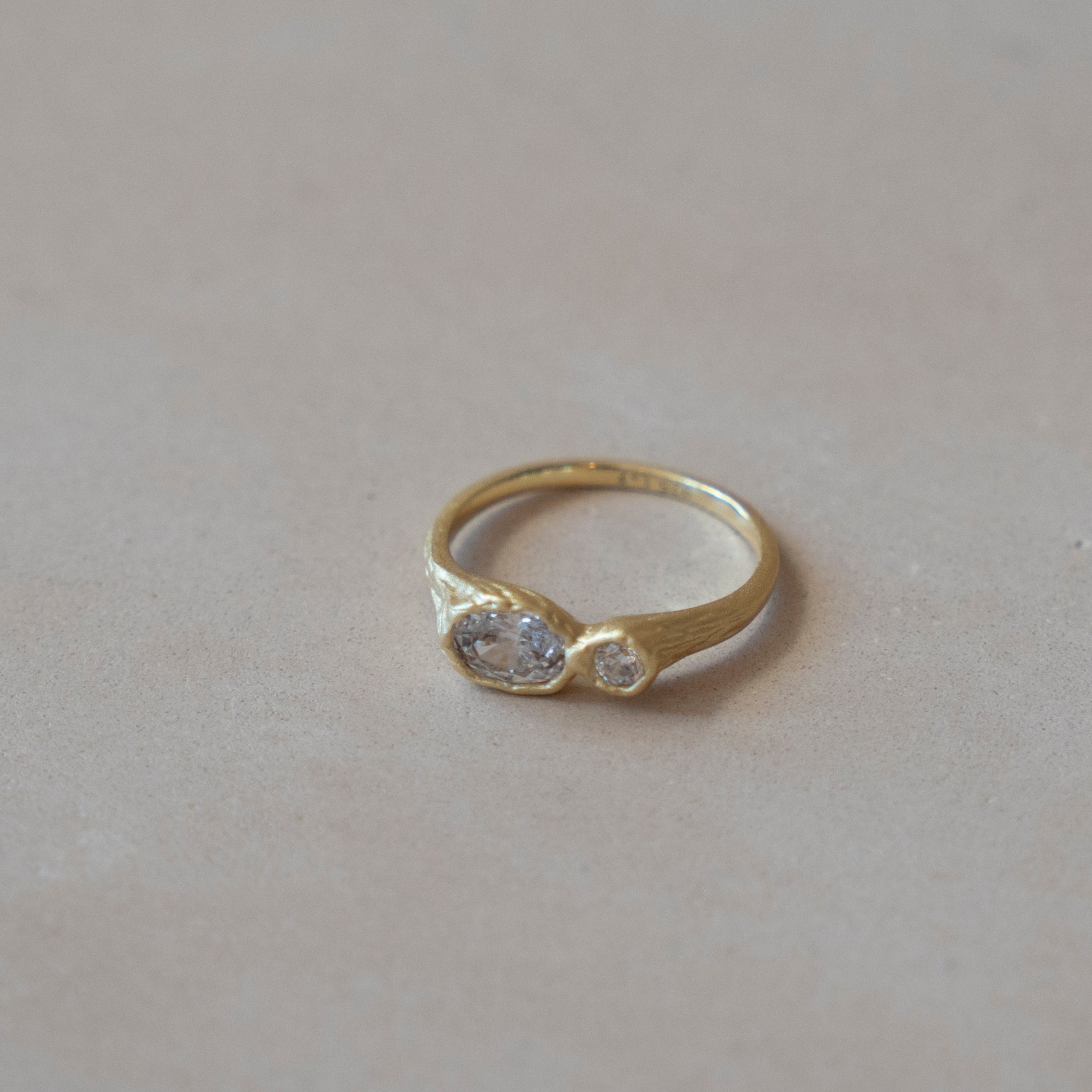 CRUSH RING