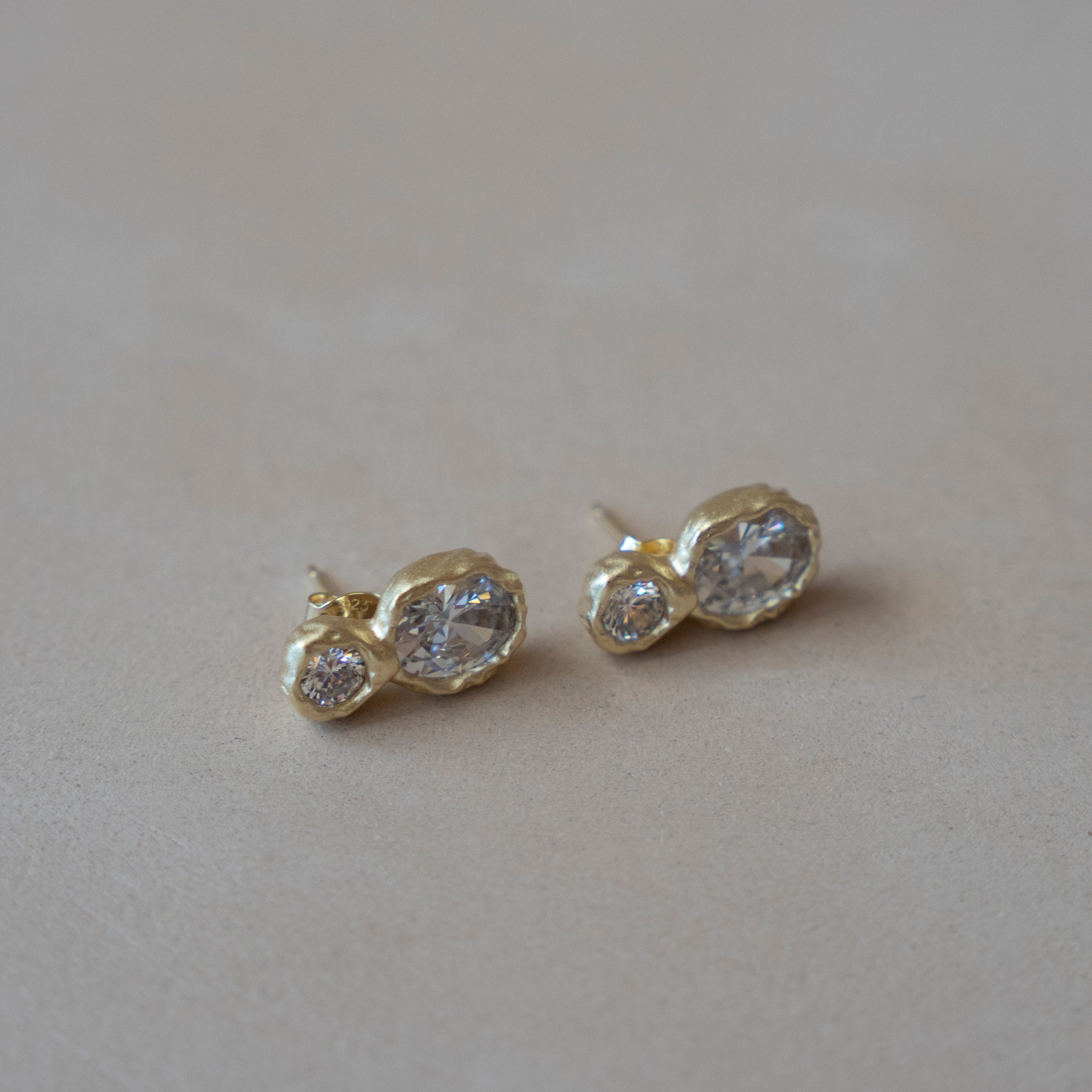 CRUSH EARRINGS