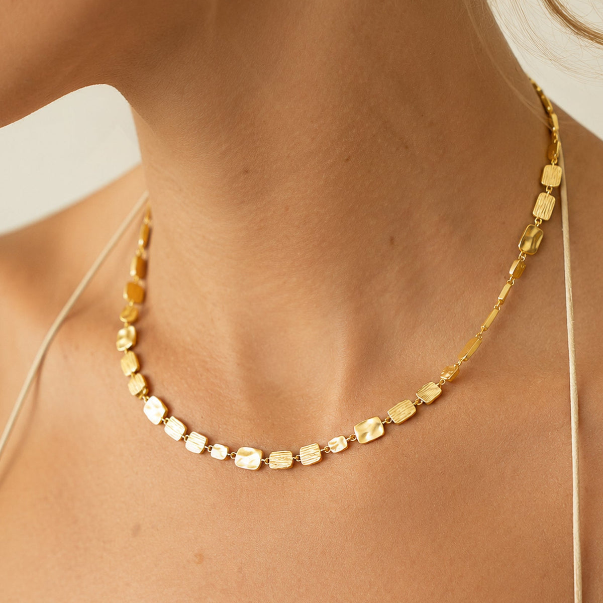 FORME NECKLACE