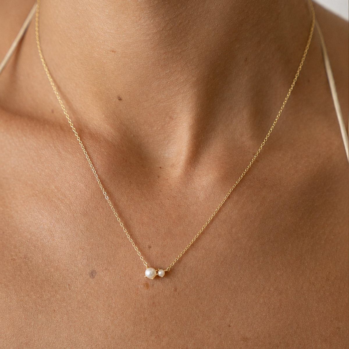 BABE NECKLACE