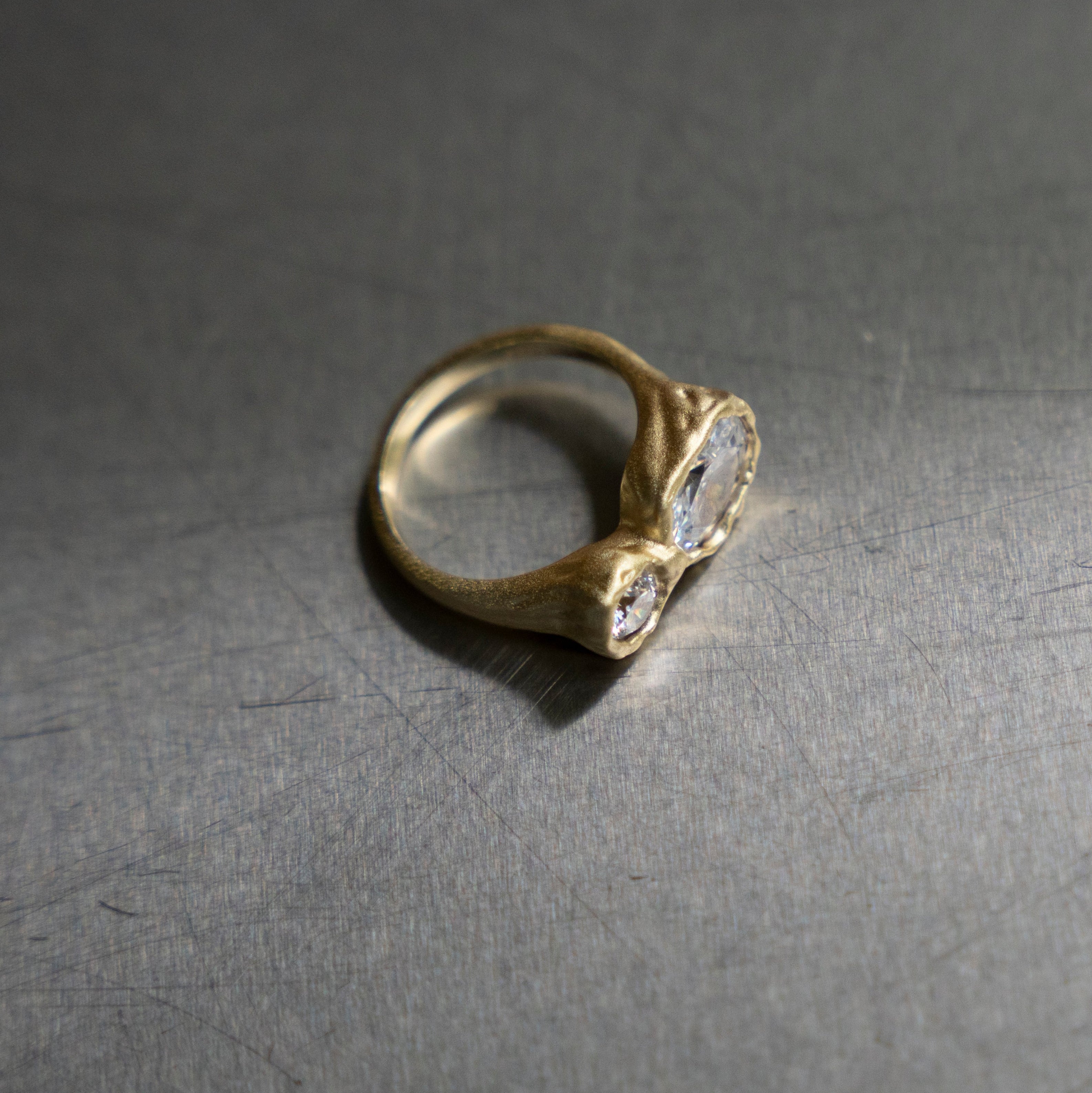 BIG CRUSH RING