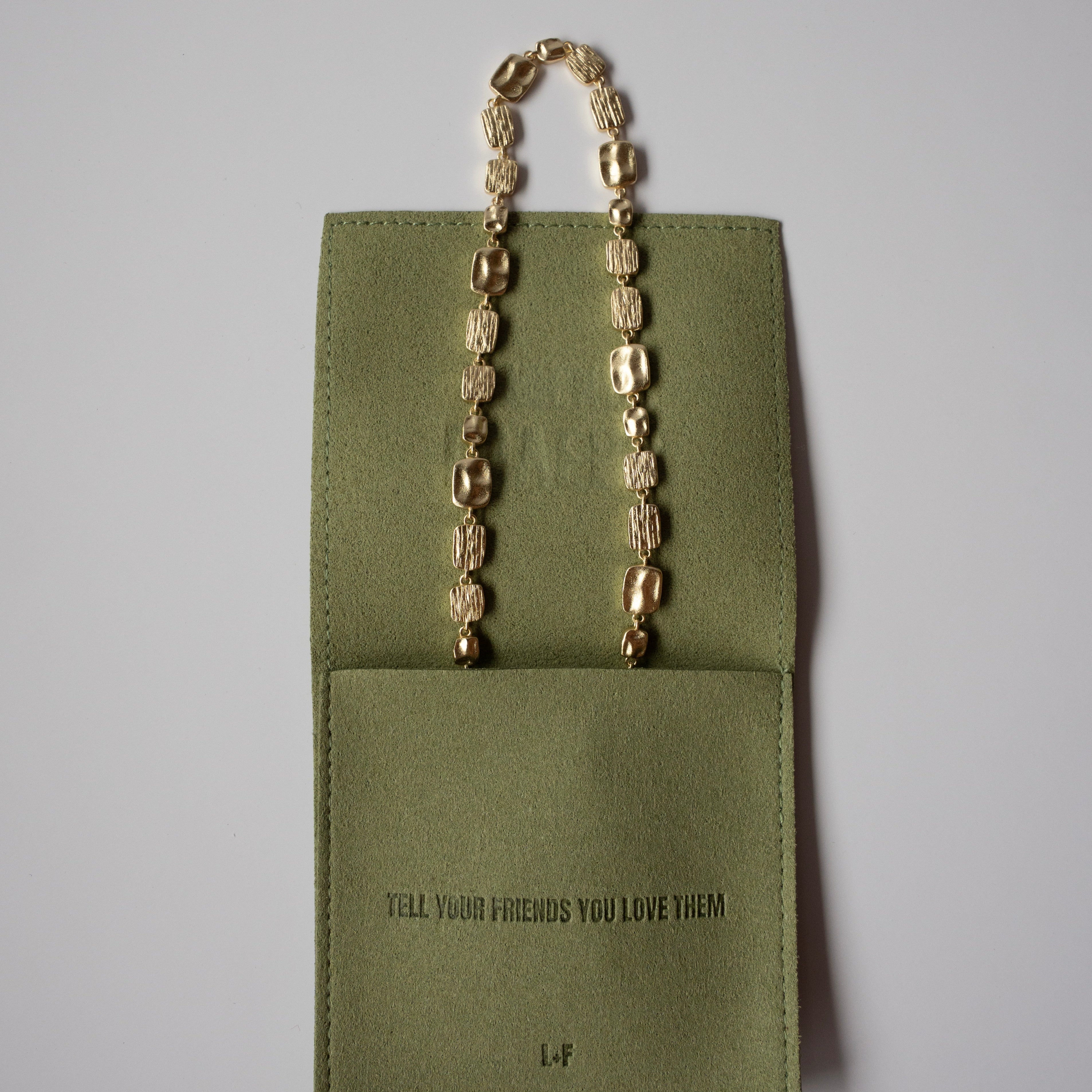FORME NECKLACE
